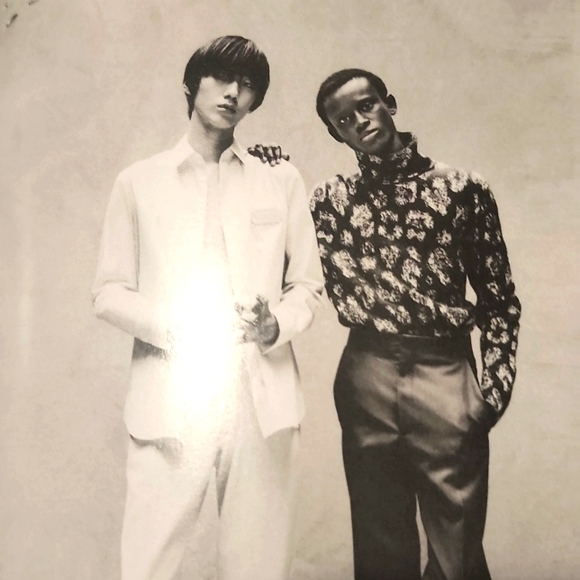 New Dior Magazine, Winter 2022 Issue 40, Coffee Table Book - Picture 9 of 11